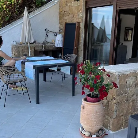 Apartment Paralia *